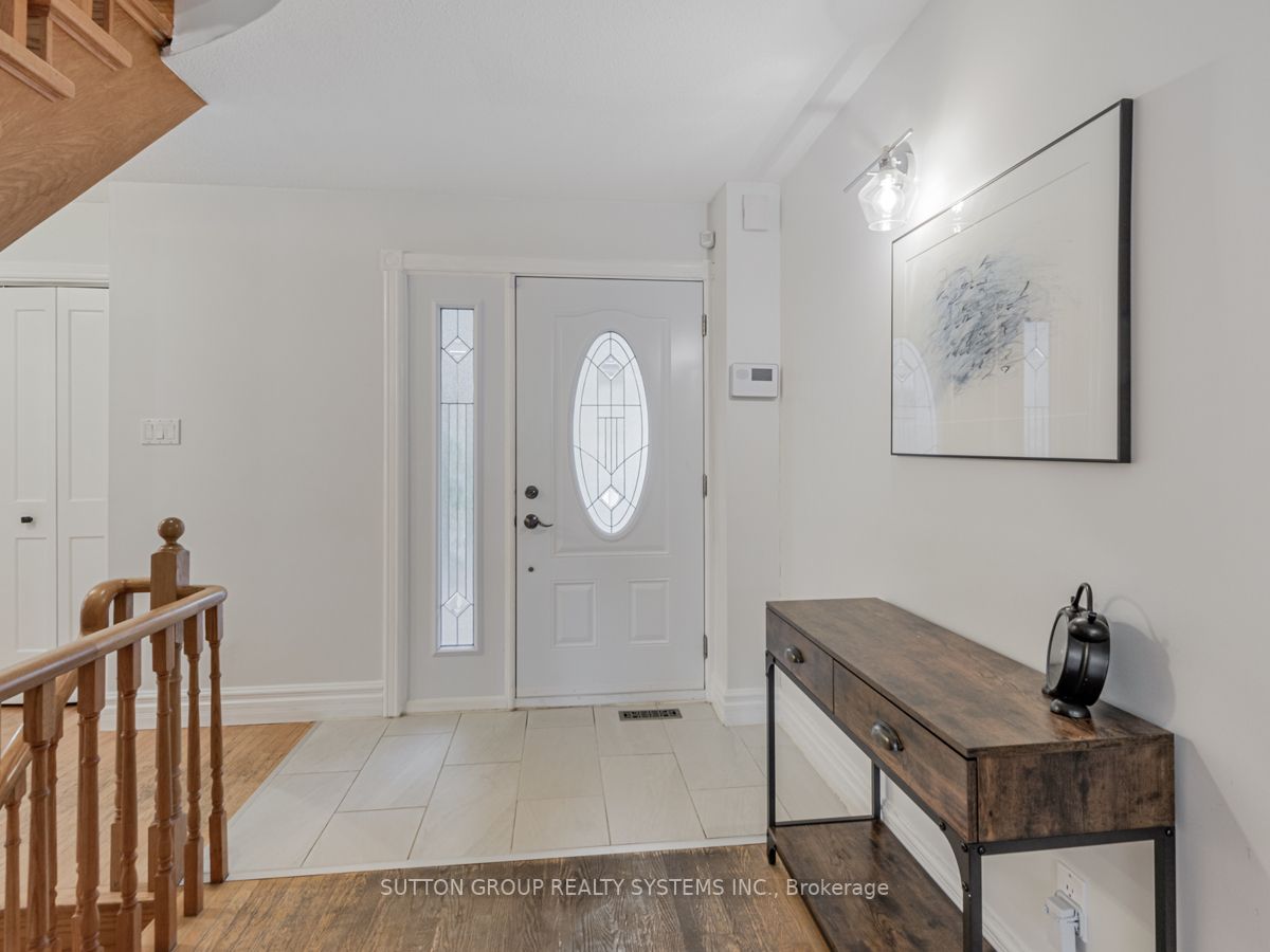50 Greencroft Cres