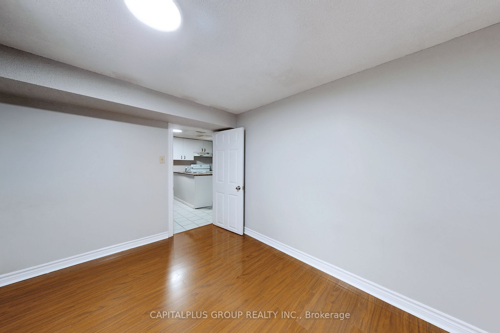 92 Meadowview Ave