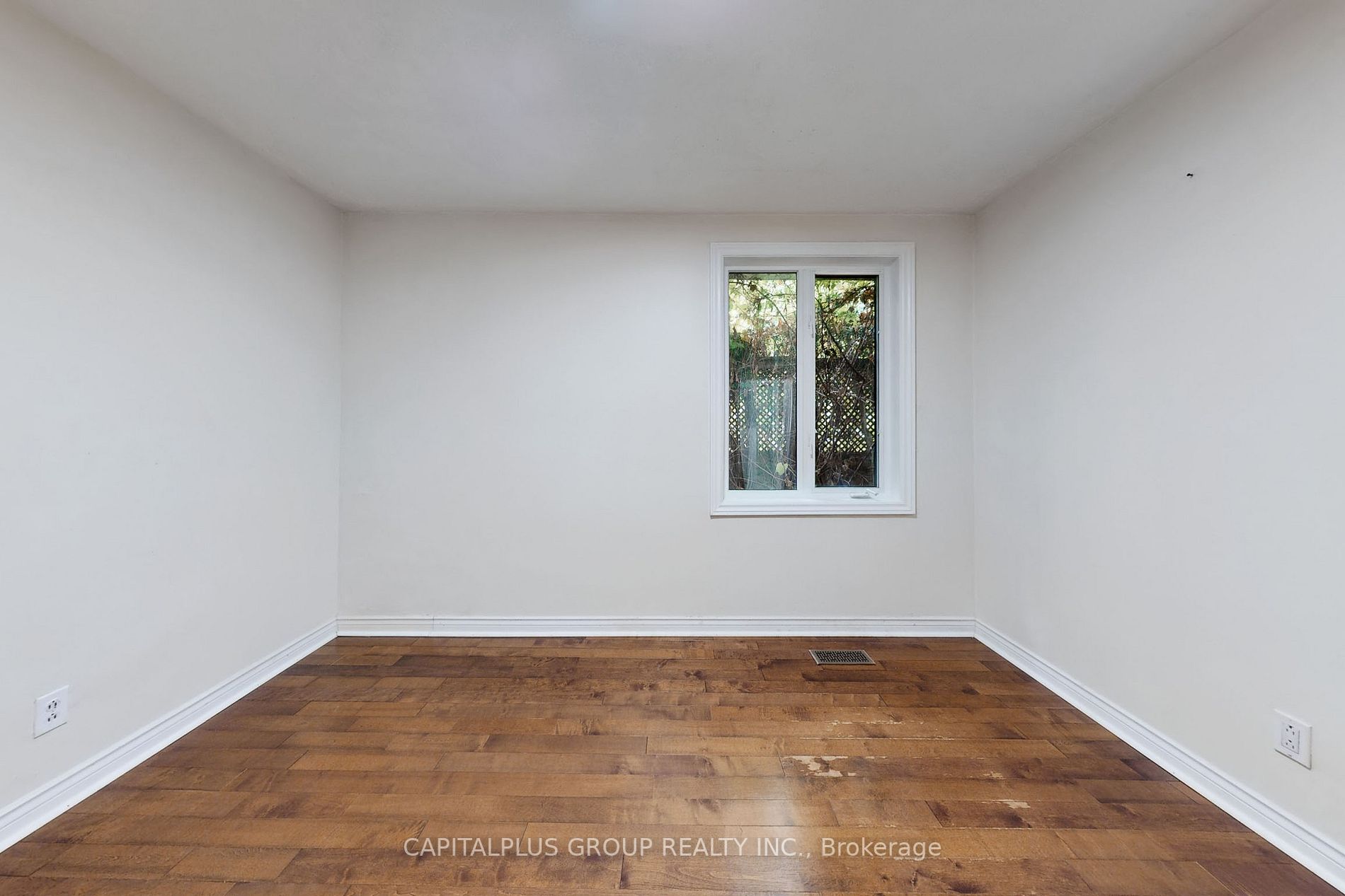 92 Meadowview Ave