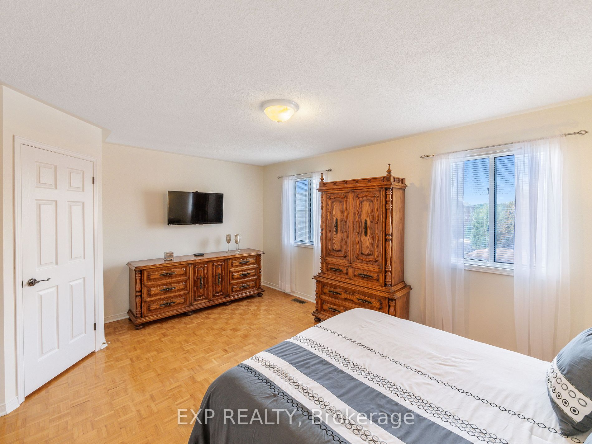34 Monte Carlo Dr