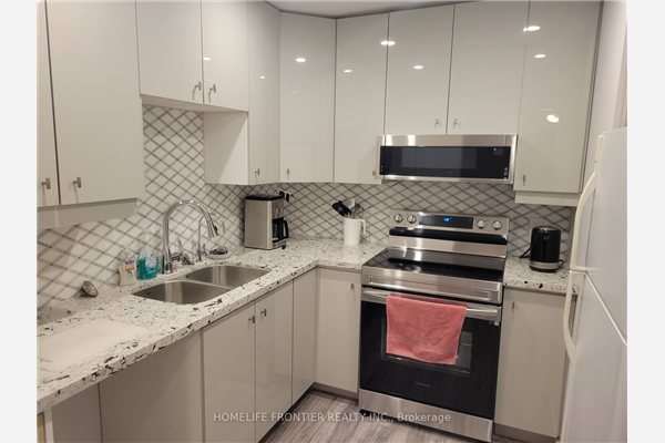 1015 Arnold St, Innisfil