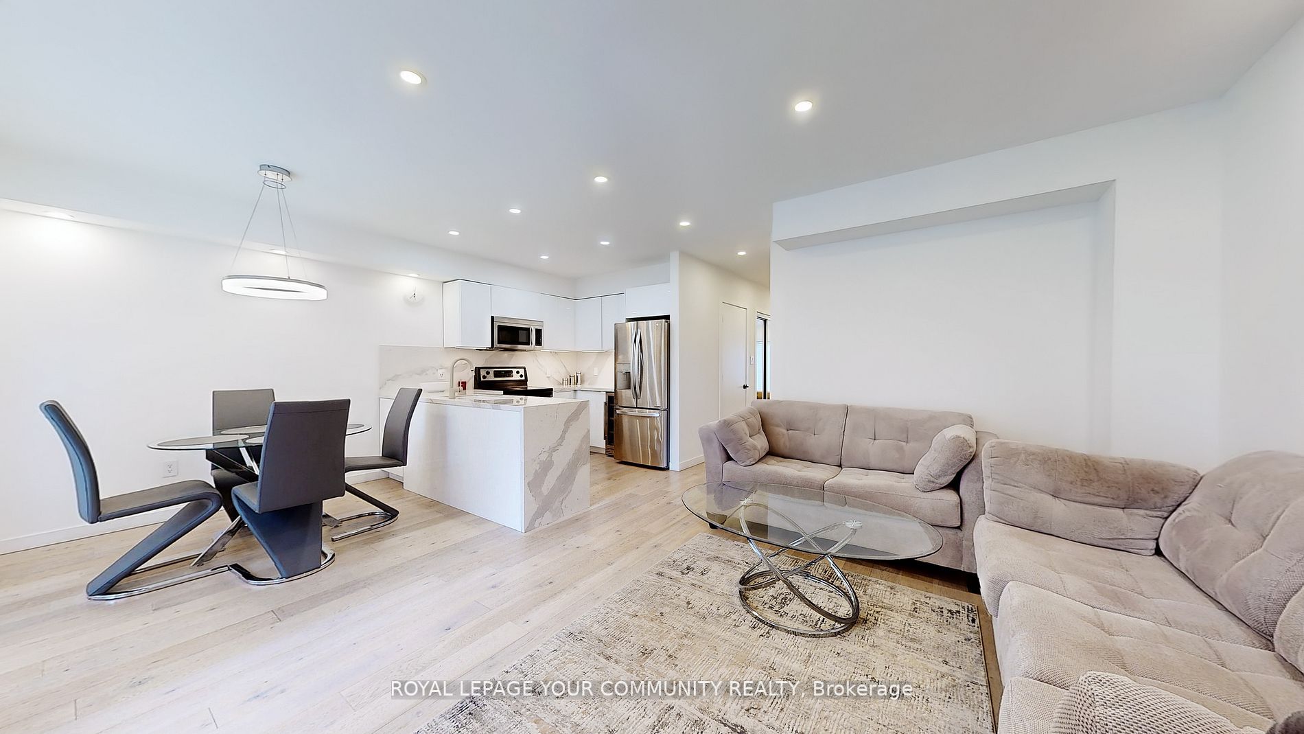 47 Walkview Cres