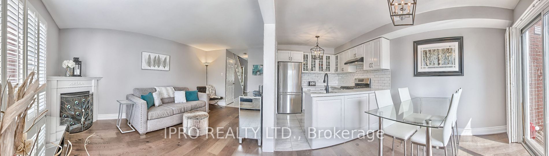 249 Warner Cres