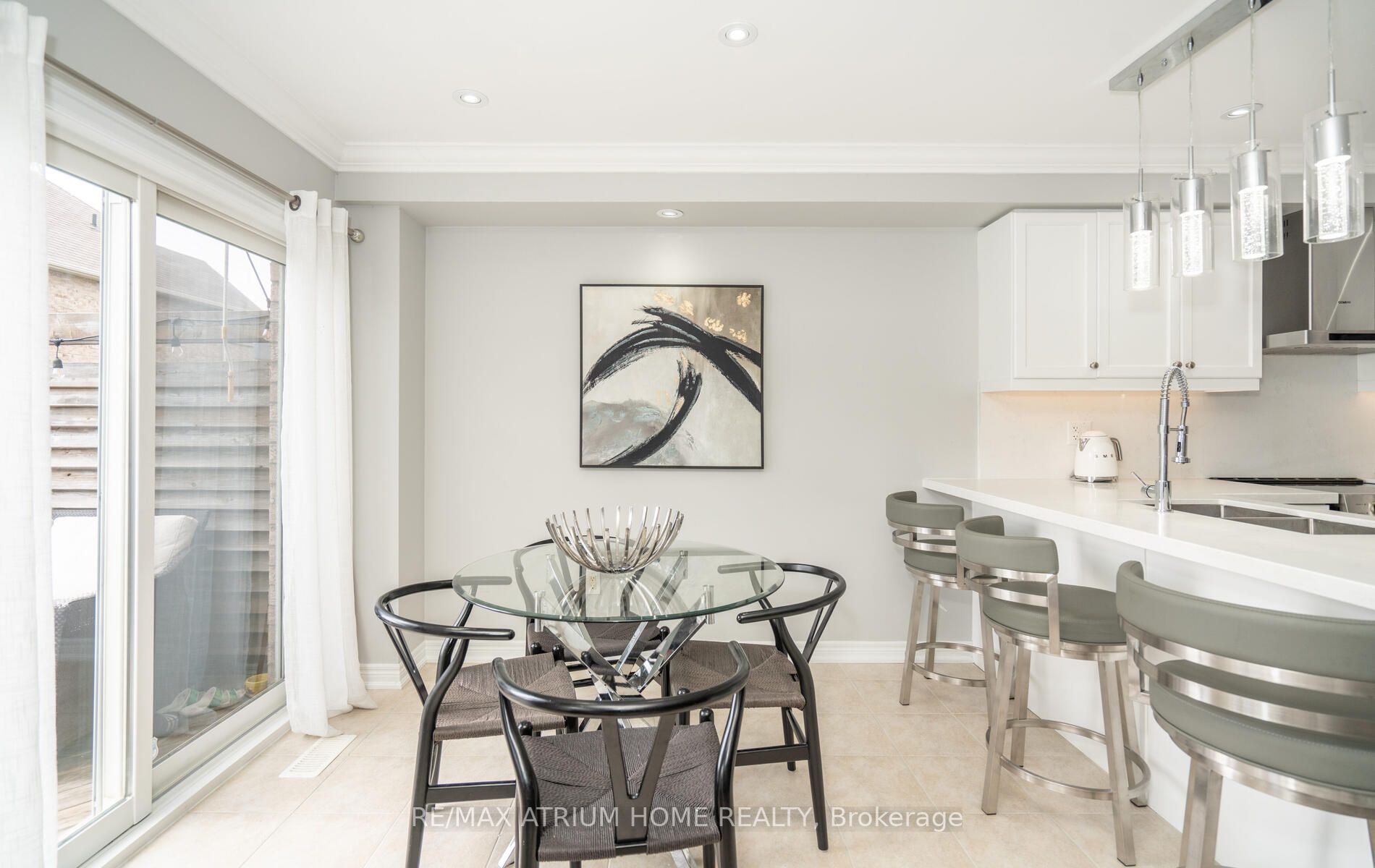 66 Barli Cres