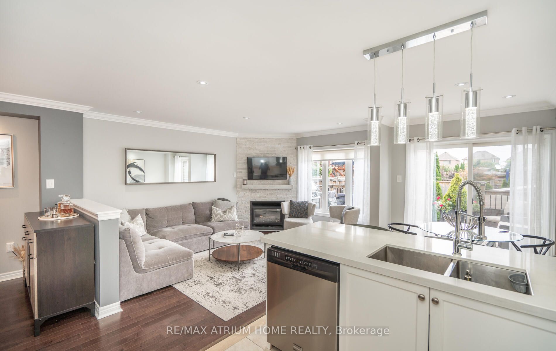 66 Barli Cres