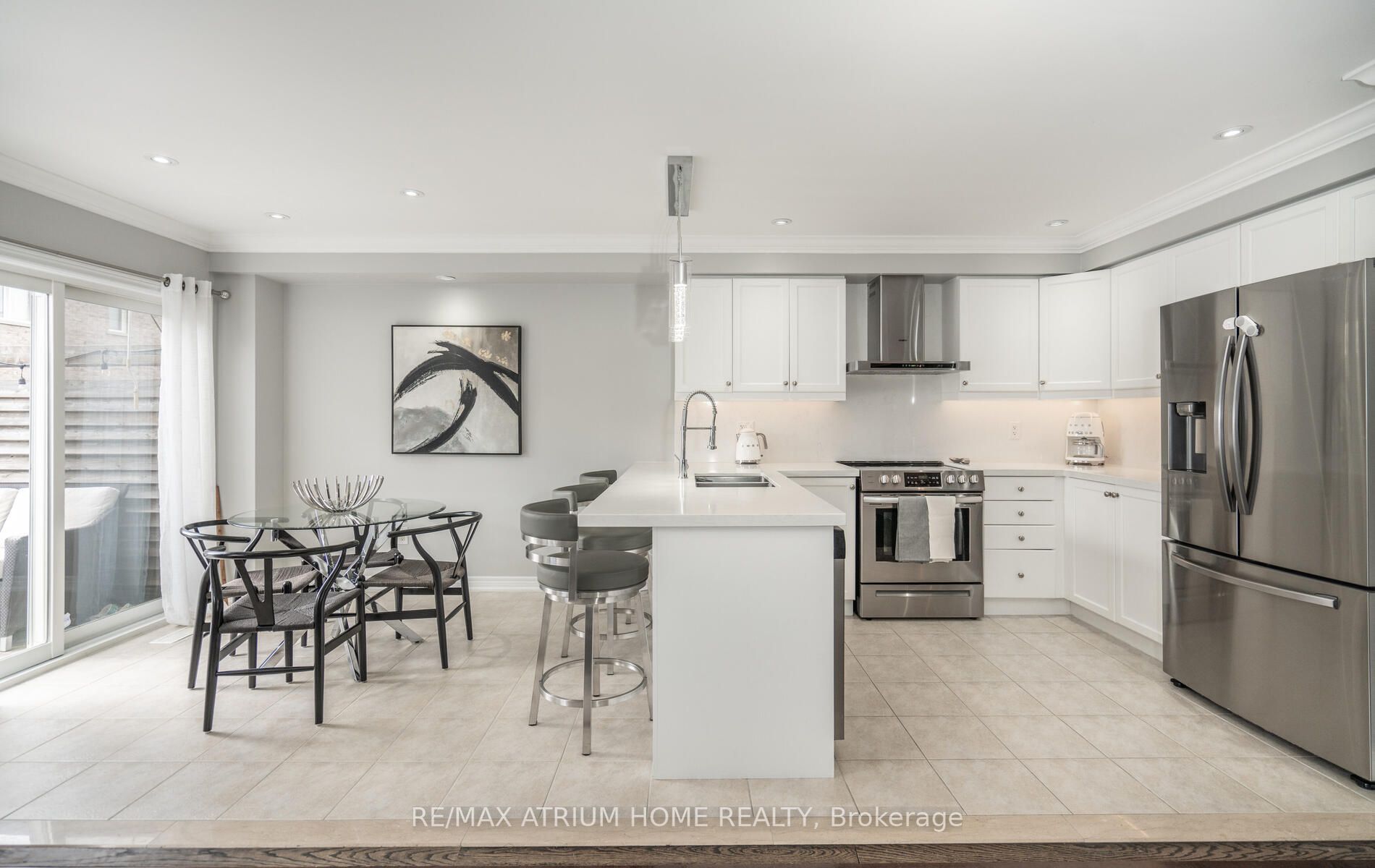 66 Barli Cres