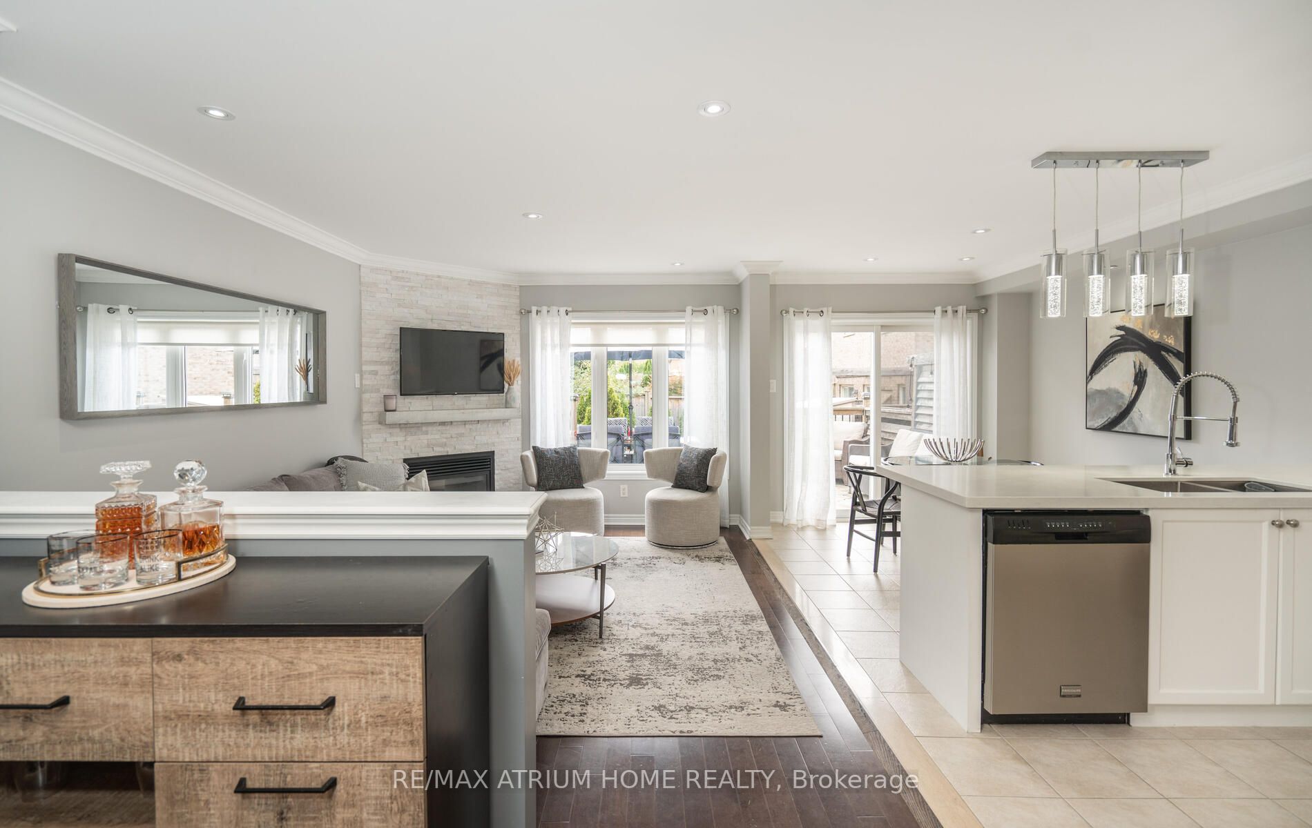 66 Barli Cres