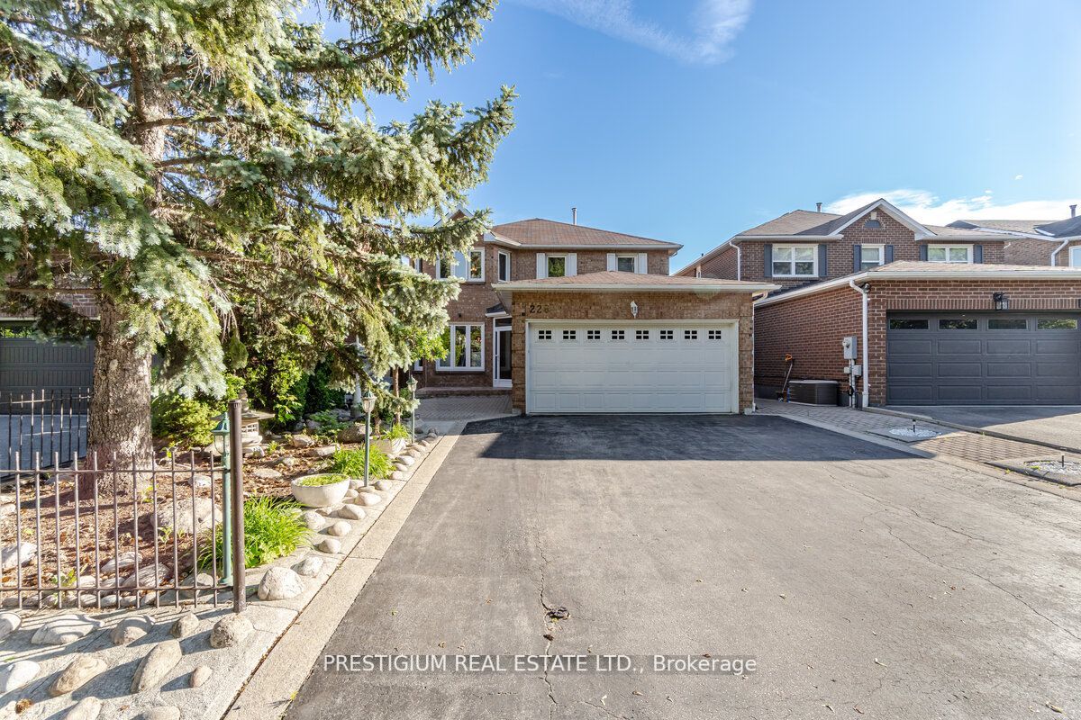 228 Greenock Dr