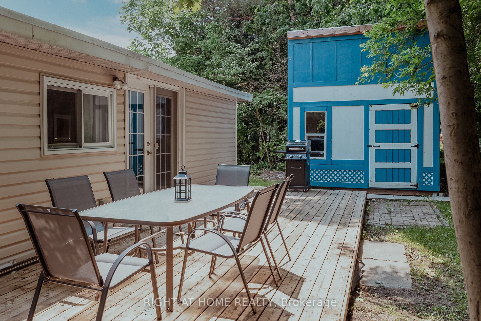 711 Innisfil Beach Rd