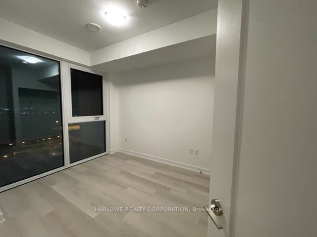 105 Oneida St, #1806