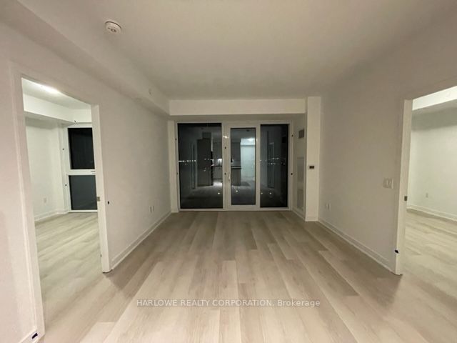 105 Oneida St, #1806