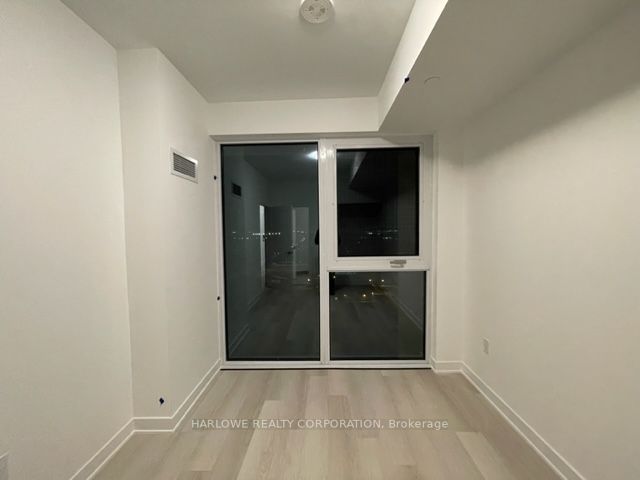 105 Oneida St, #1806