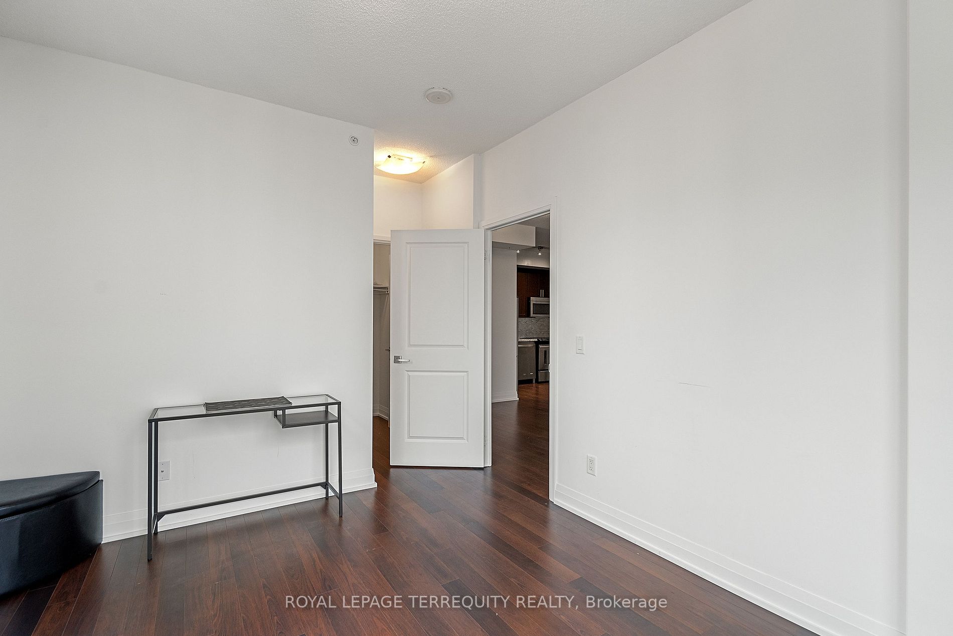 75 North Park Rd, #1002