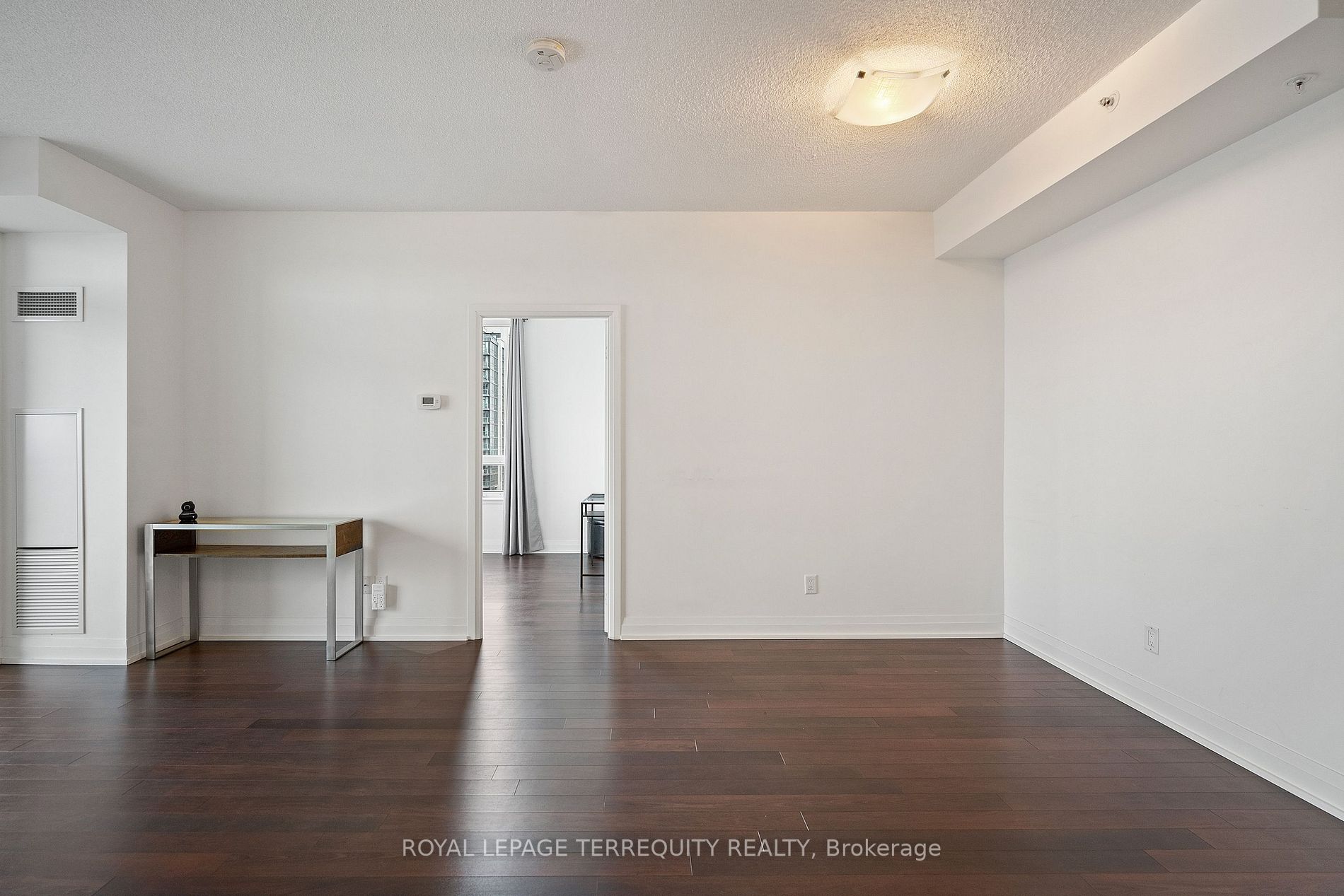 75 North Park Rd, #1002