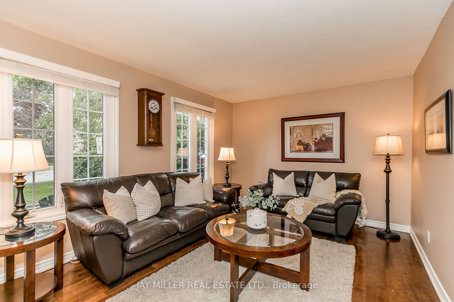 917 Ferndale Cres
