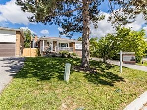 77 Lee Avenue