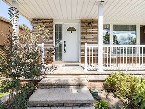 77 Lee Avenue