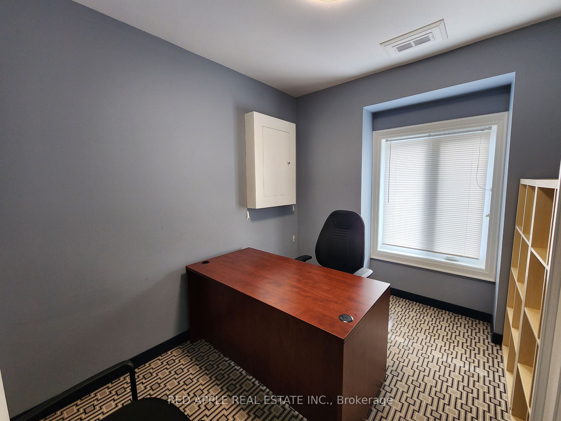 75 Main St S, #1