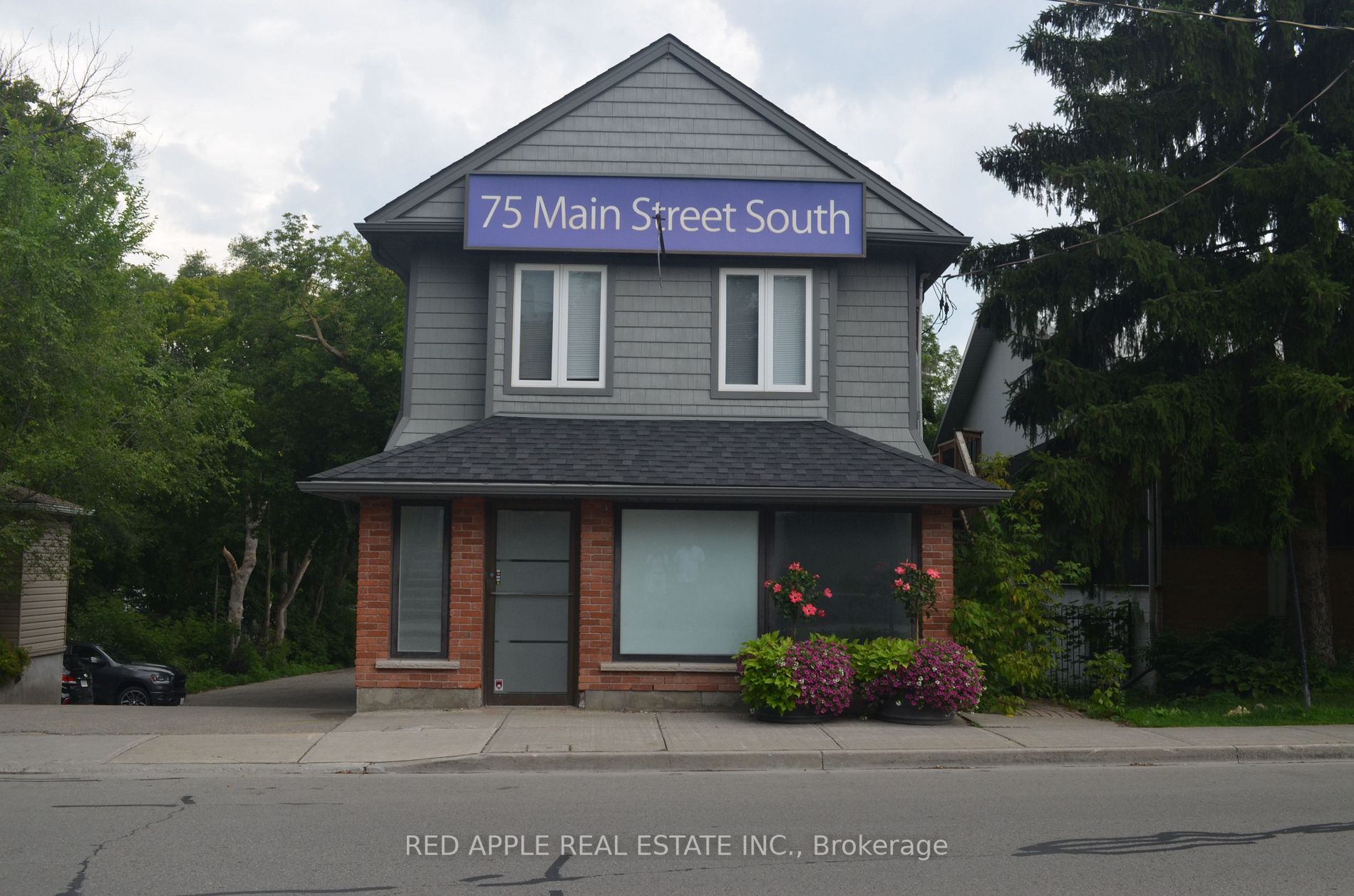 75 Main St S, #1