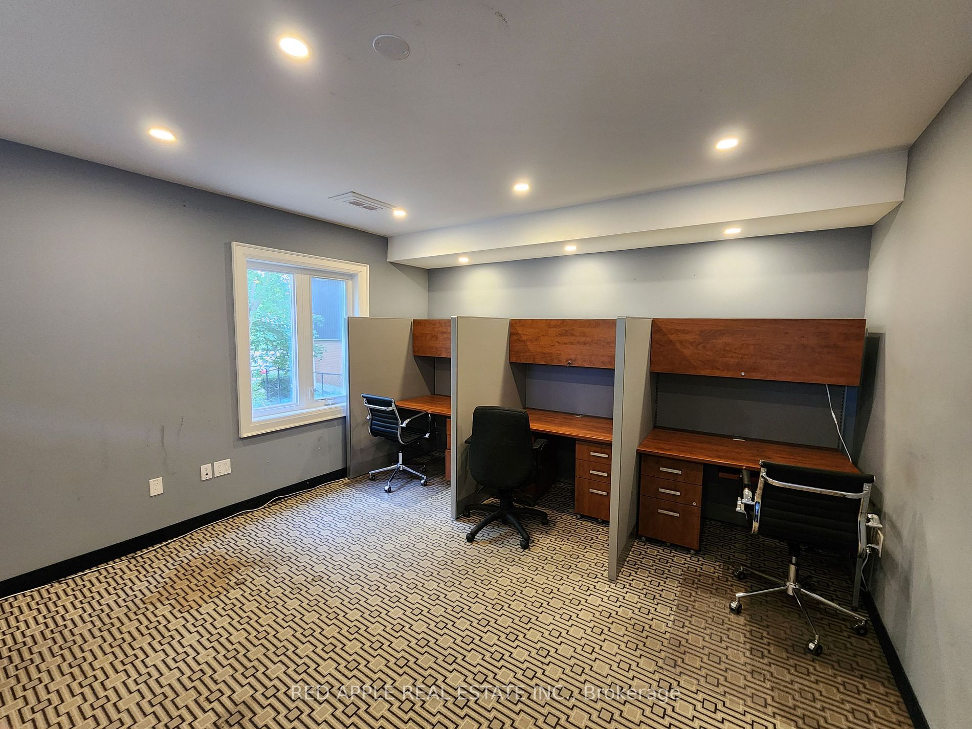 75 Main St S, #1