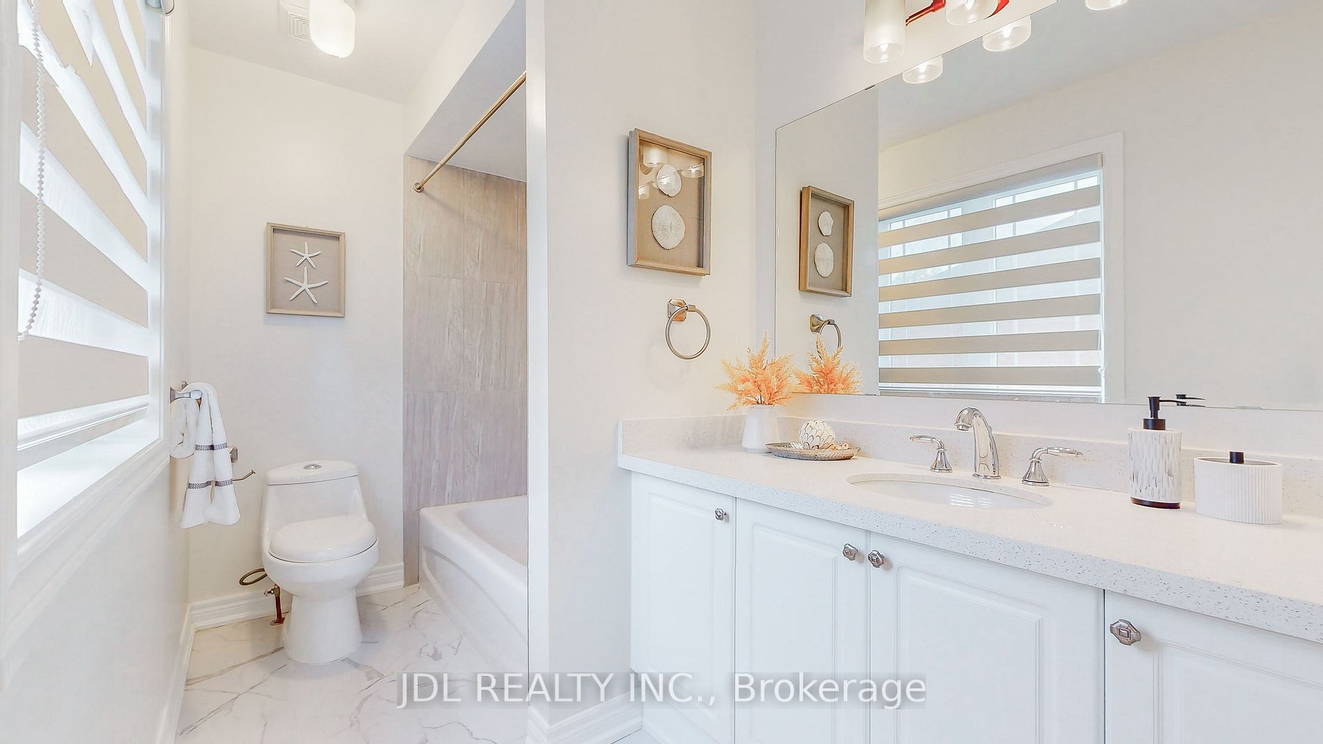 34 Wolfson Cres