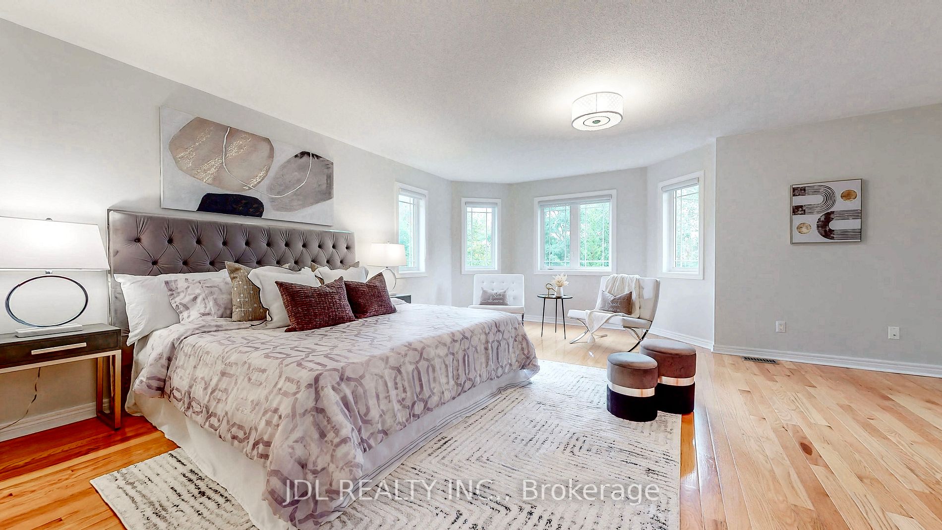 34 Wolfson Cres