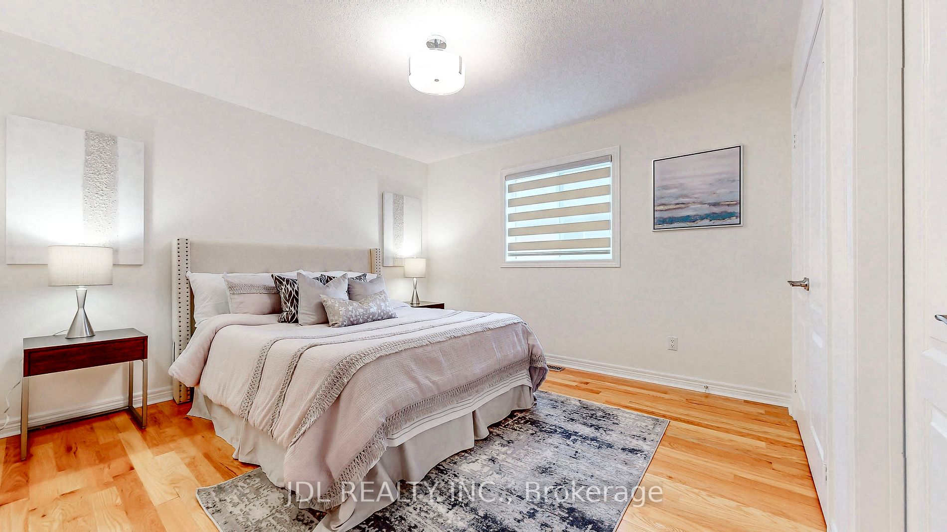 34 Wolfson Cres