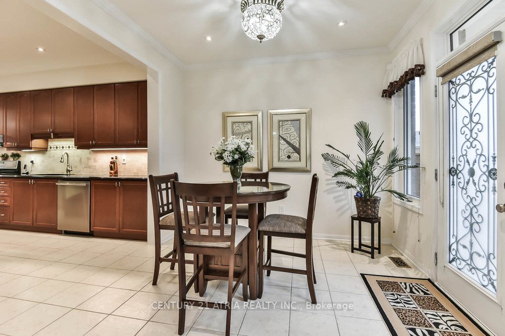 69 Diamond Jubilee Dr