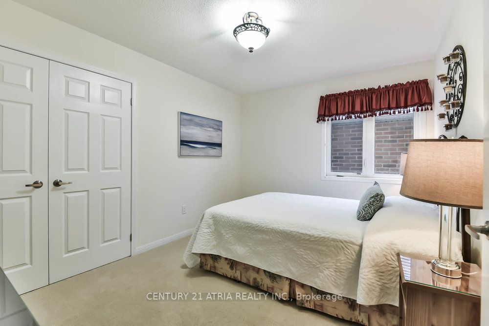69 Diamond Jubilee Dr