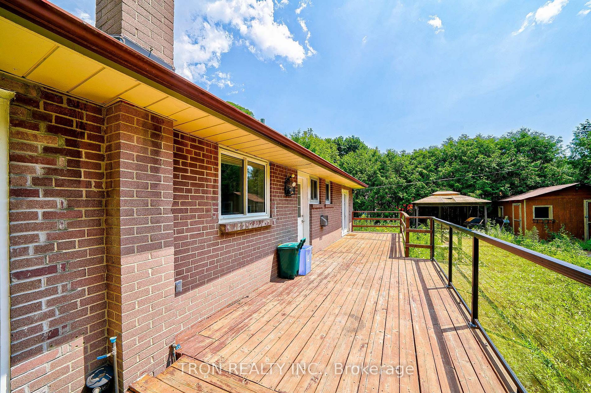 123 Sherwood Forest Drive