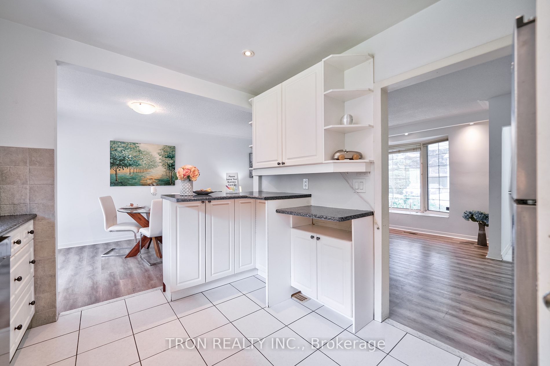 123 Sherwood Forest Drive