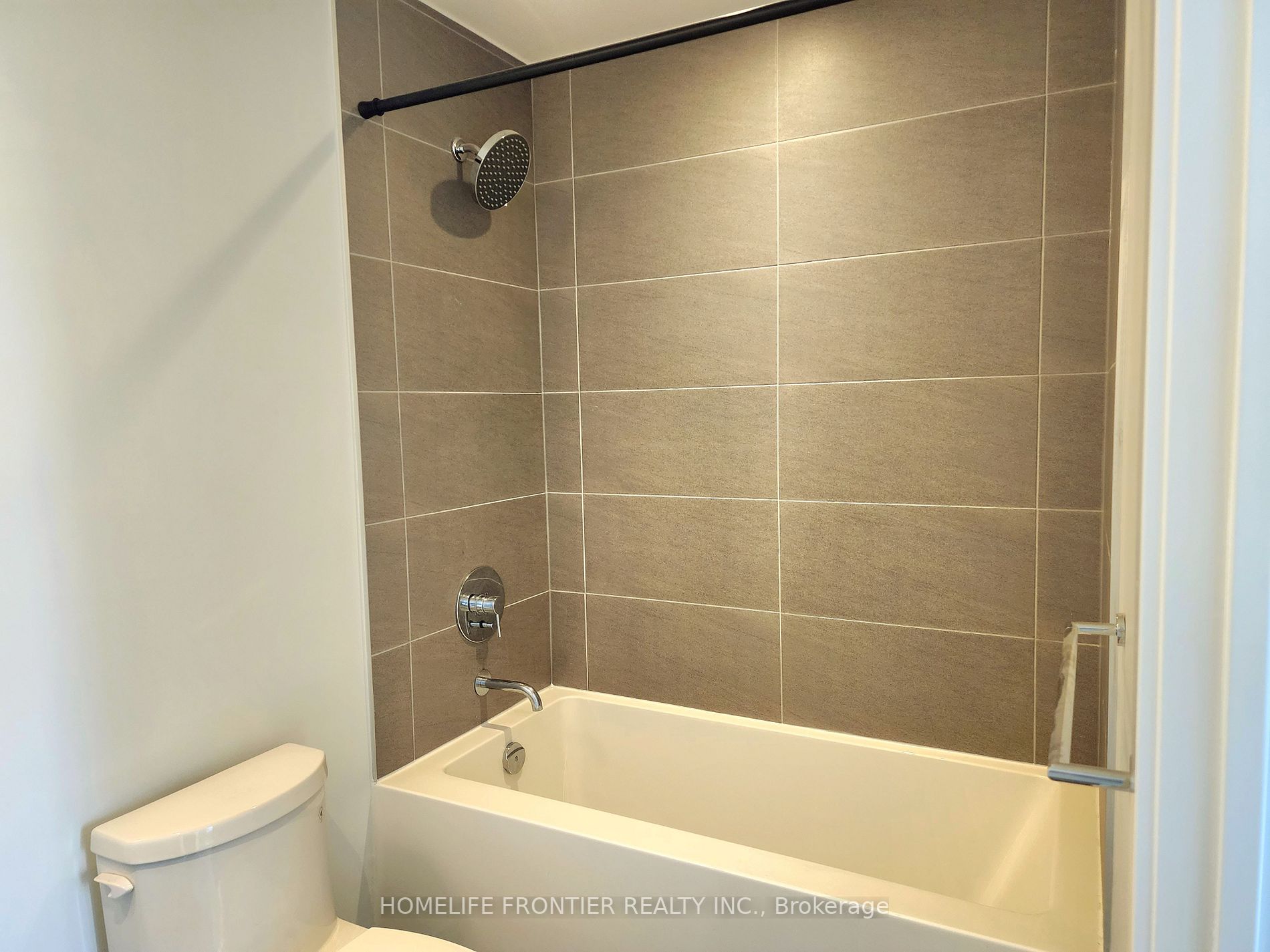 898 Portage Pkwy S, #1506