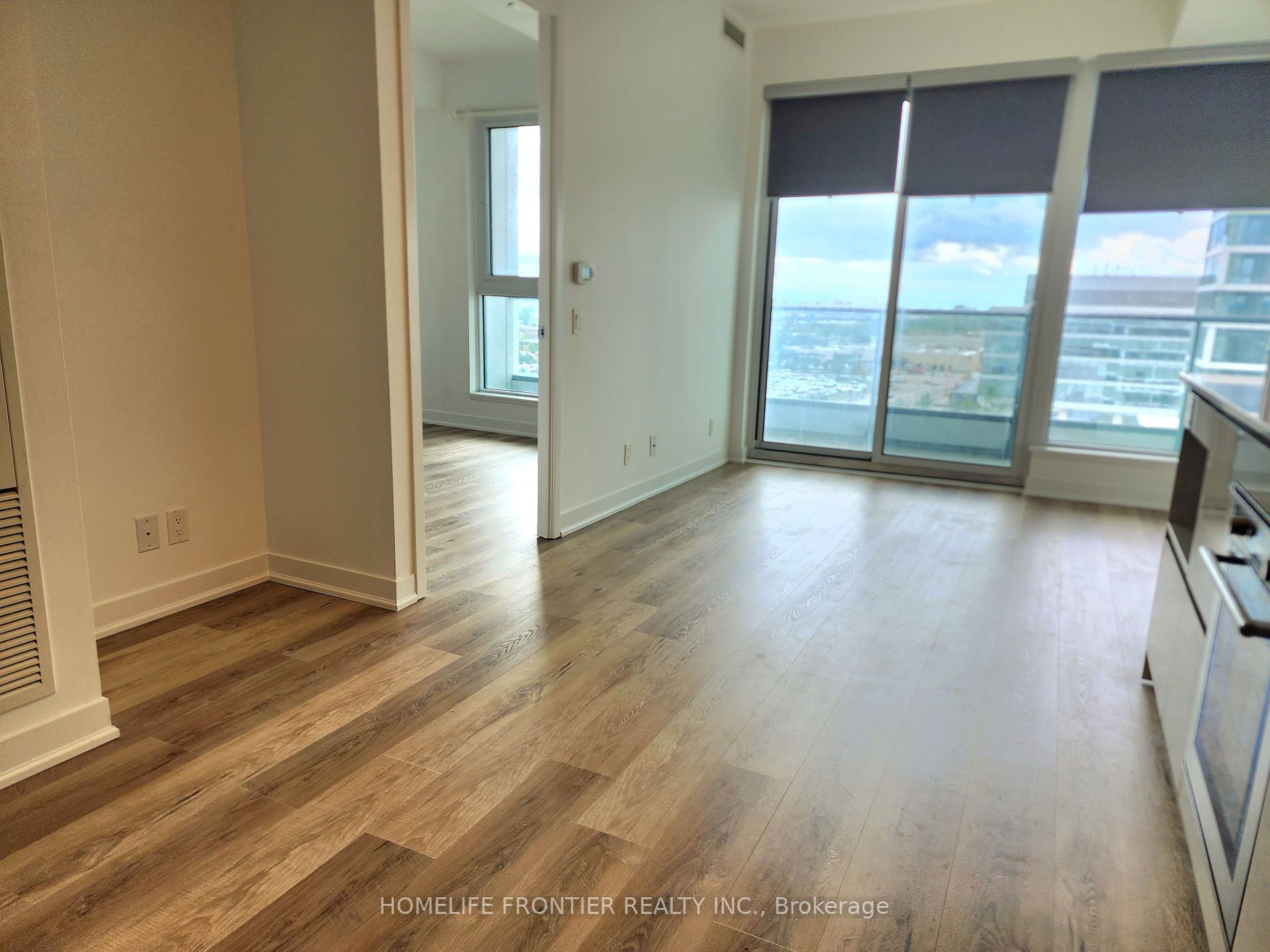 898 Portage Pkwy S, #1506