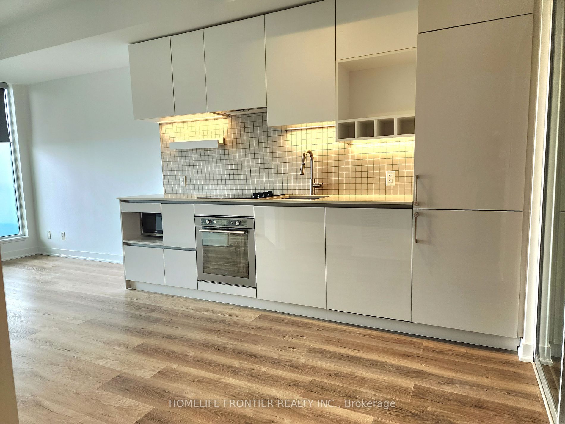 898 Portage Pkwy S, #1506