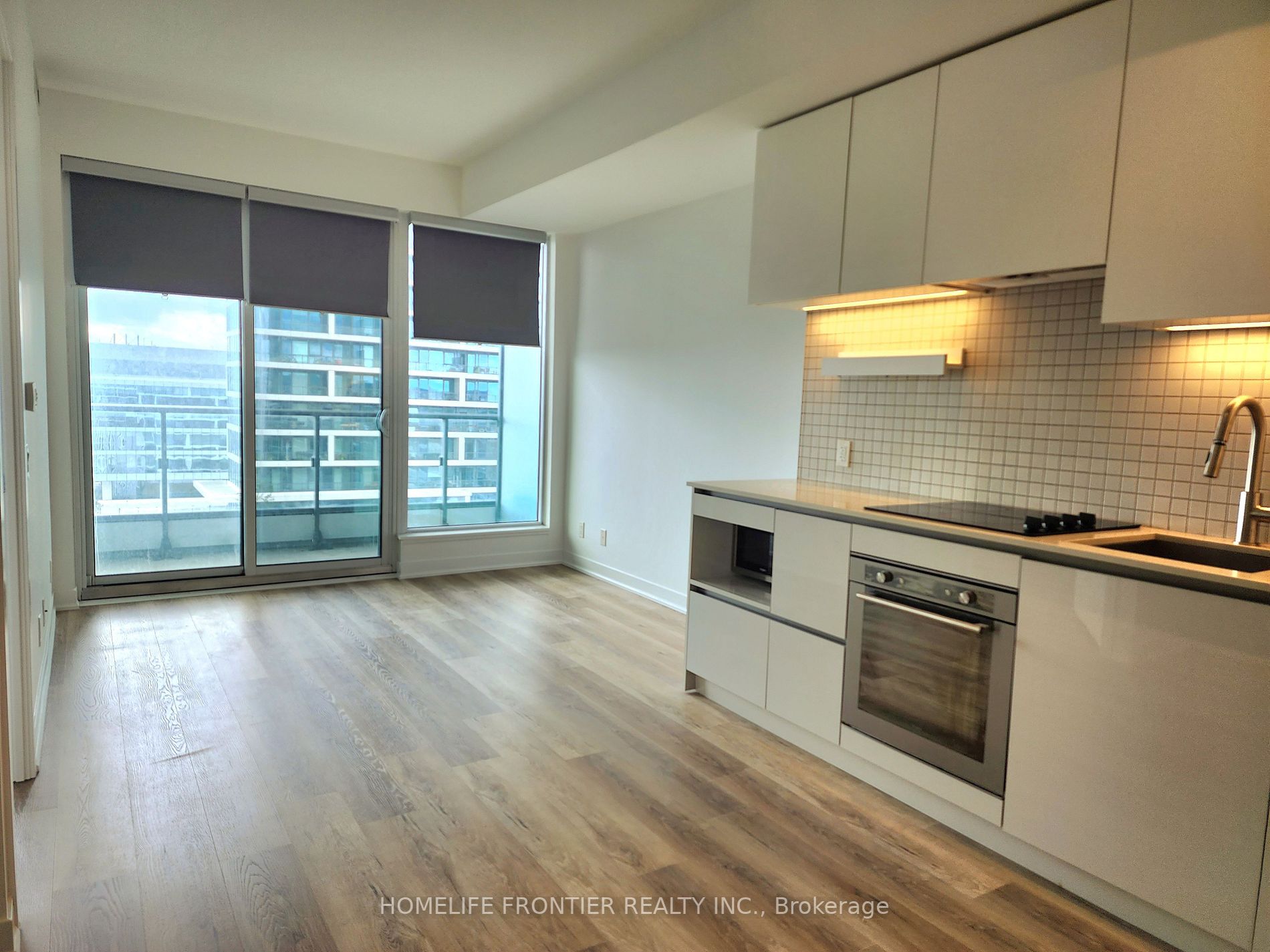 898 Portage Pkwy, #1506