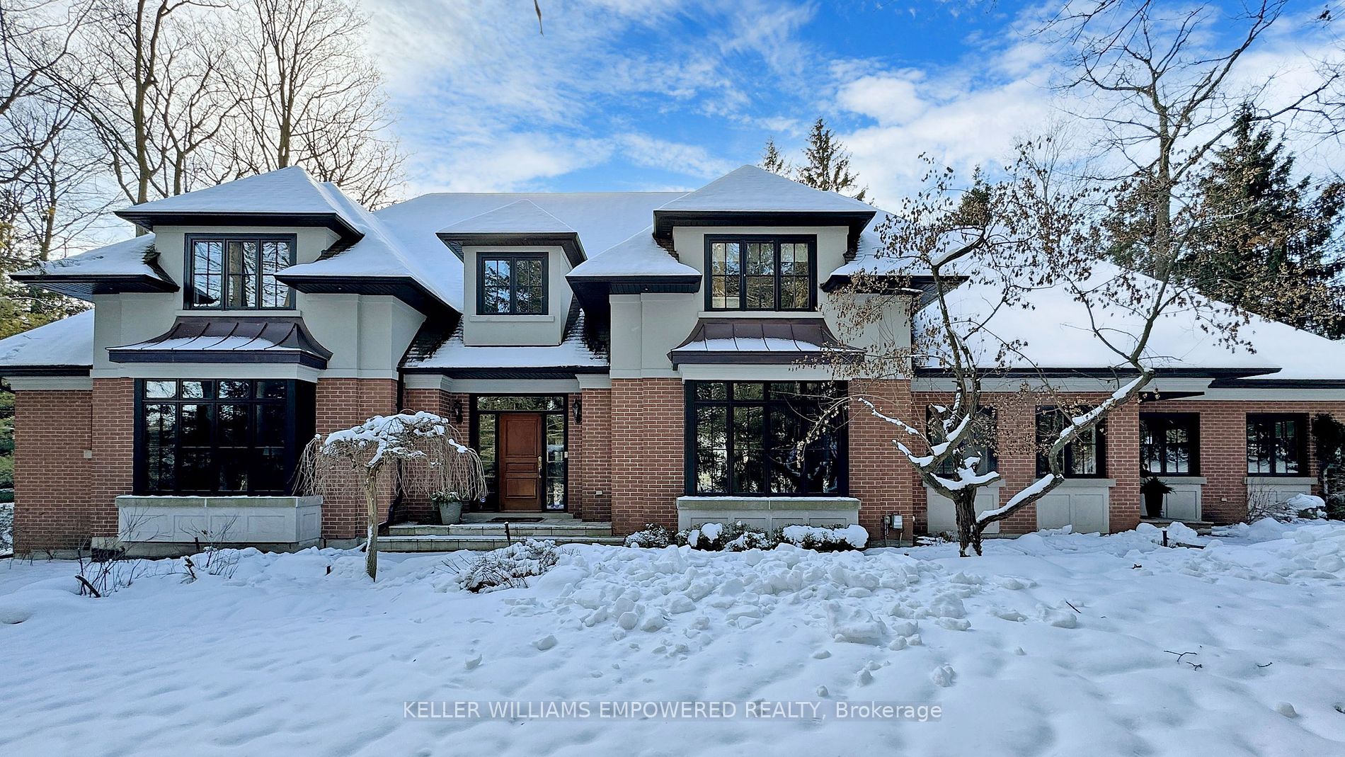 7 Bridgewater Dr
