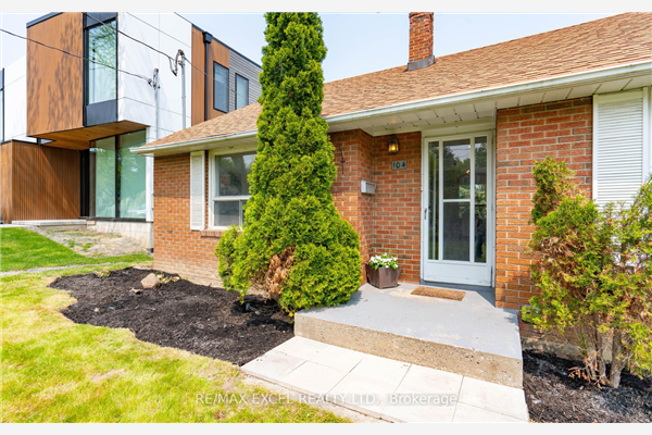 104 Highland Park Blvd, Markham