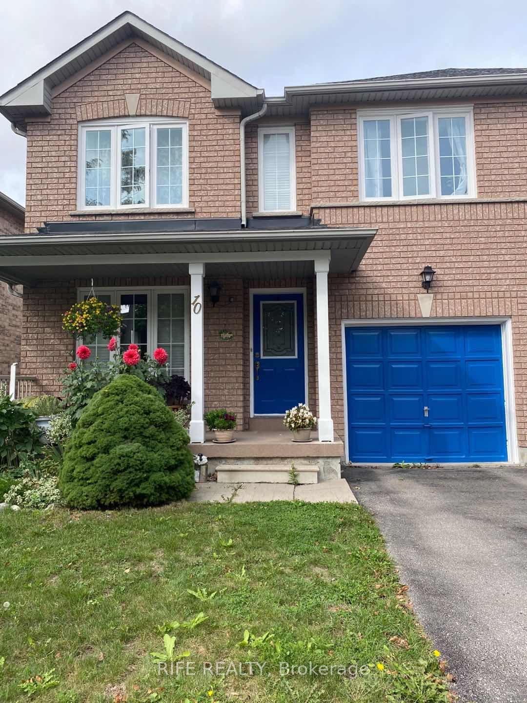 10 Moresby St