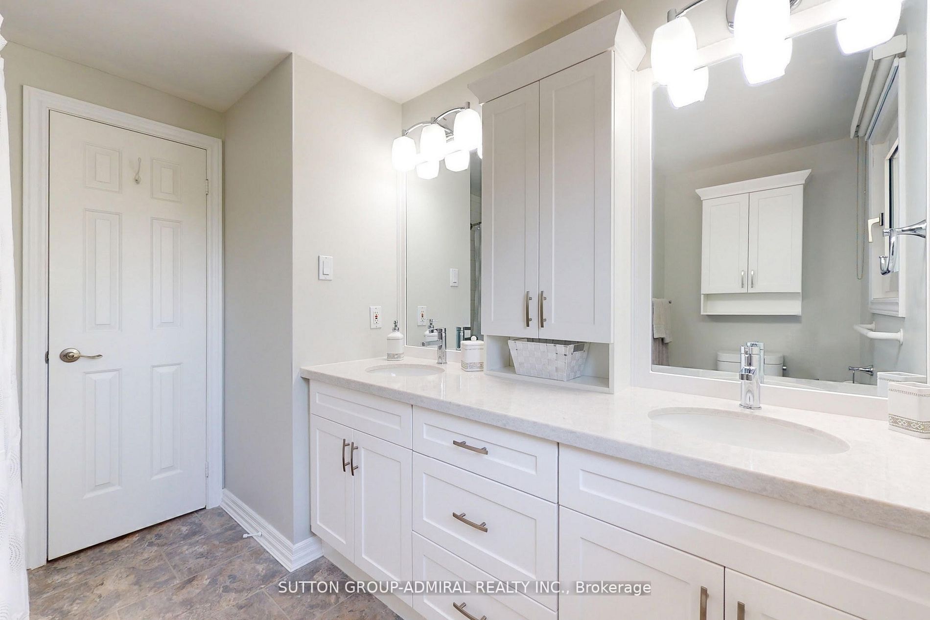 308 Petheram Pl