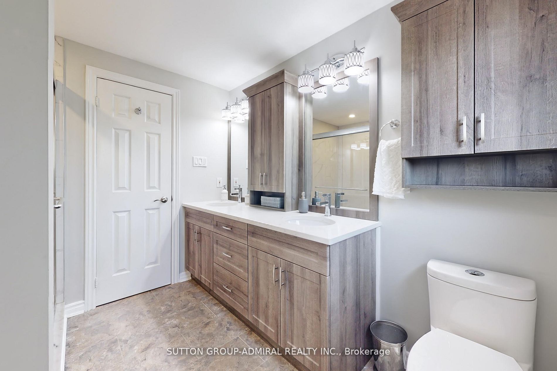 308 Petheram Pl