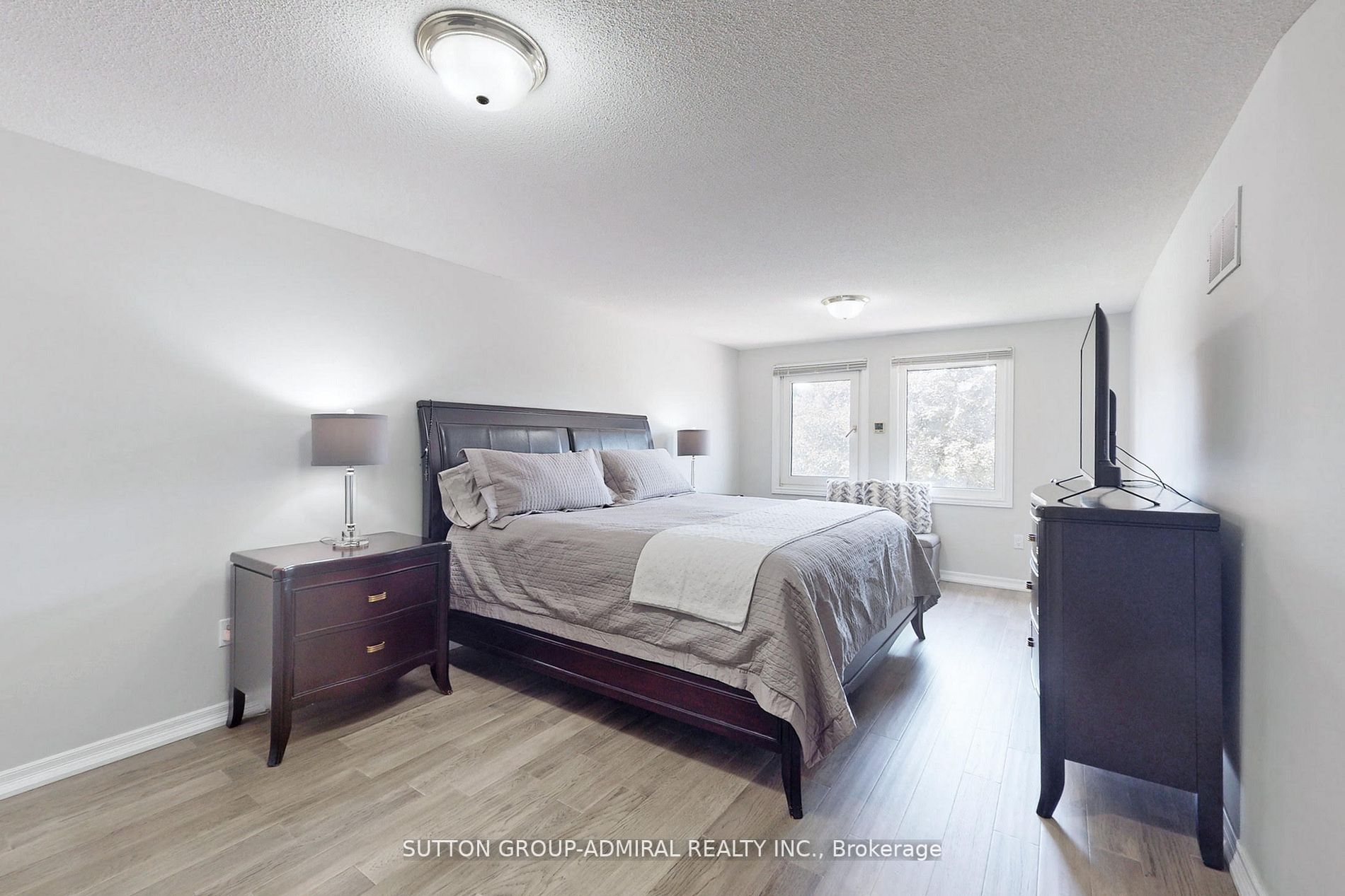 308 Petheram Pl