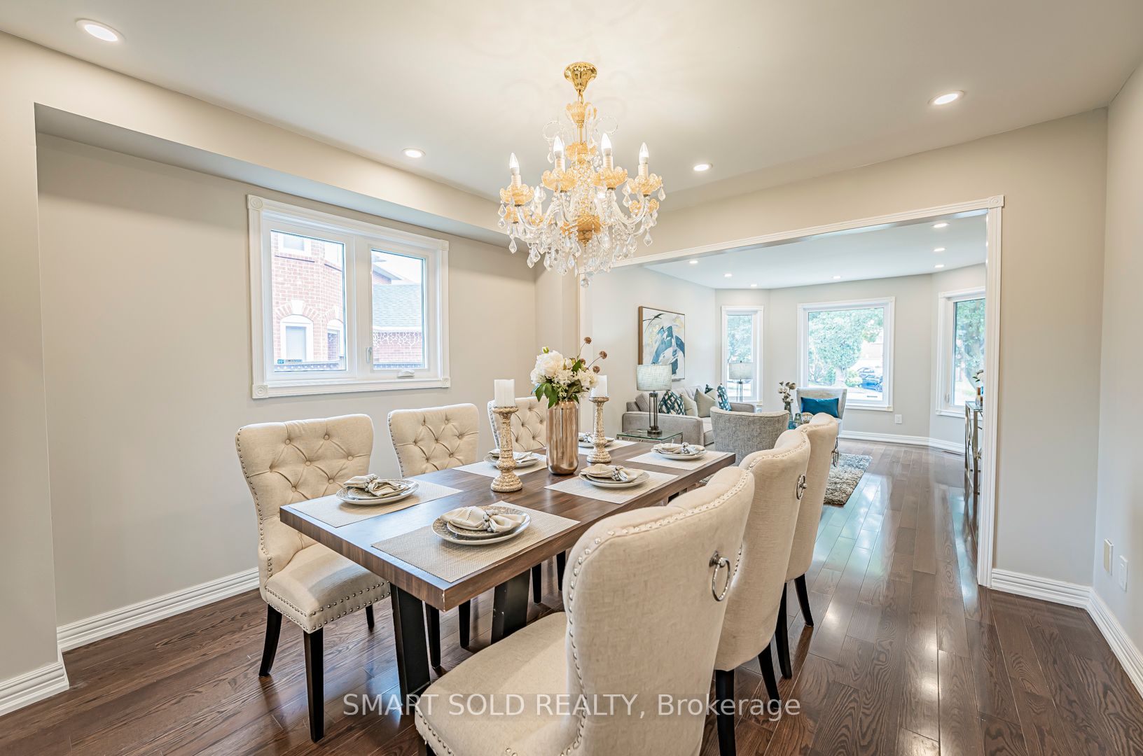 10 Sutton Crt