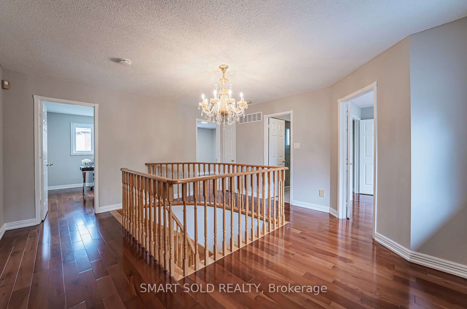 10 Sutton Crt