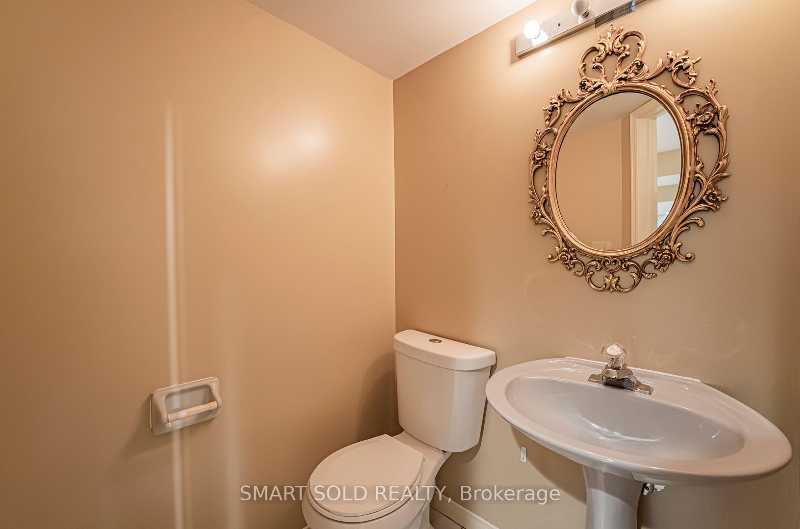 10 Sutton Crt