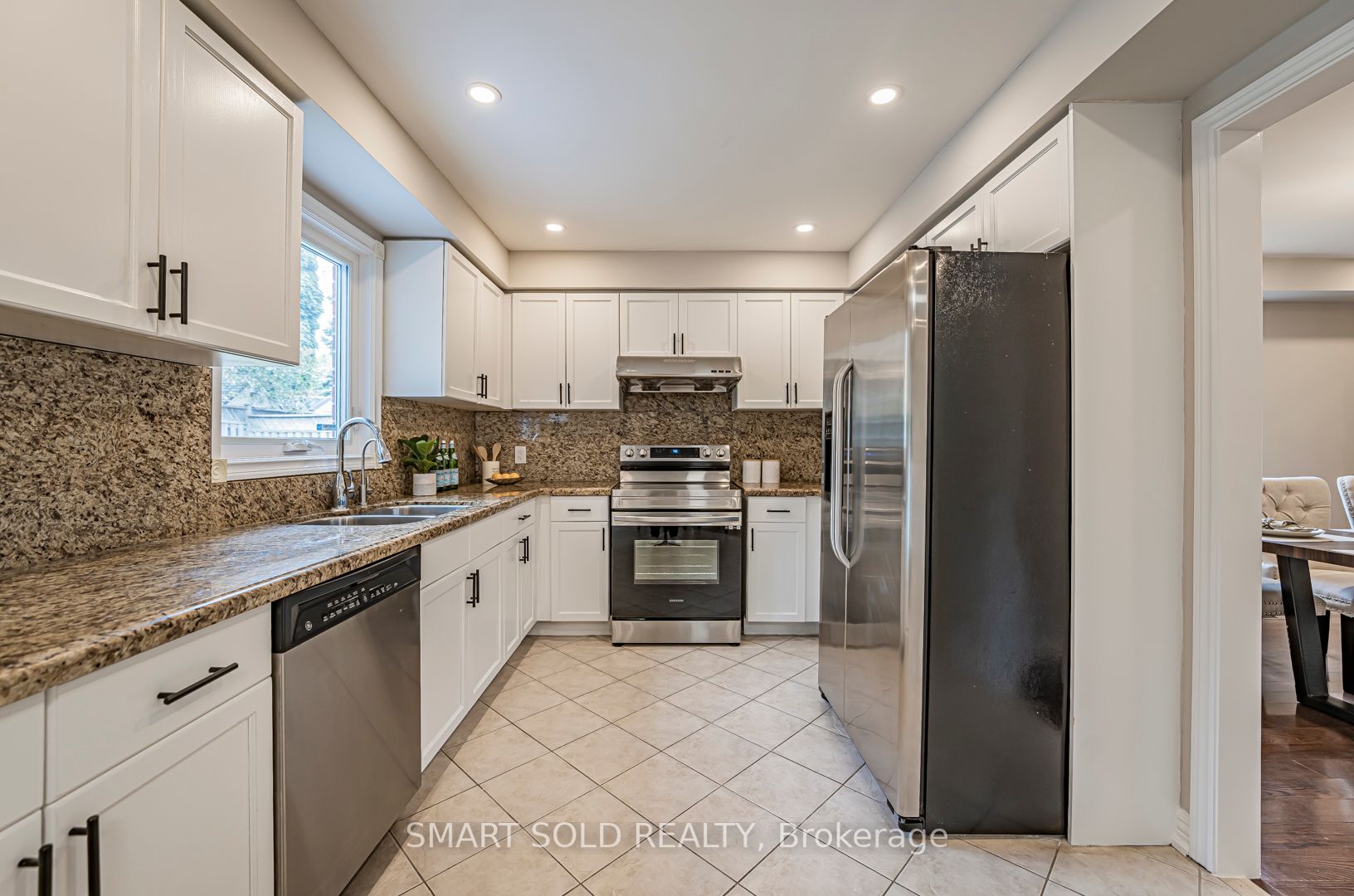 10 Sutton Crt