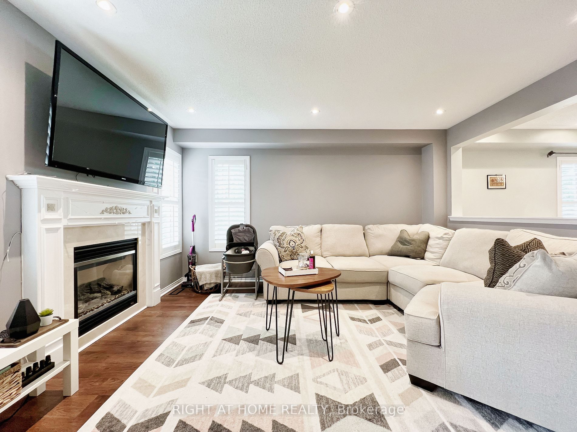 343 Miller Park Avenue