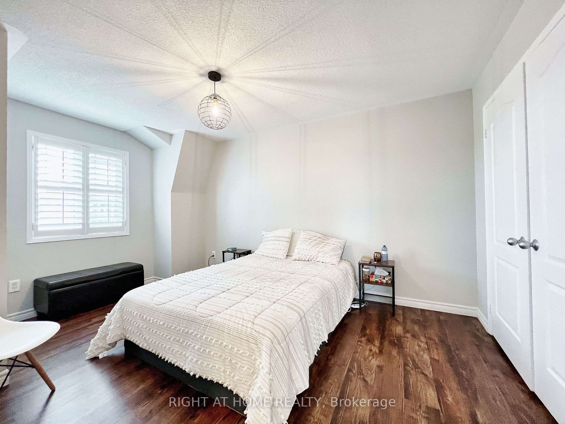 343 Miller Park Avenue