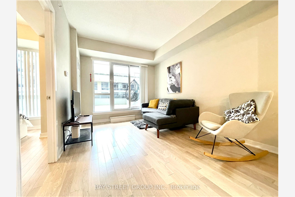 9205 Yonge St, Richmond Hill