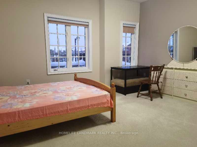 88 Wolf Creek Cres, #2nd
