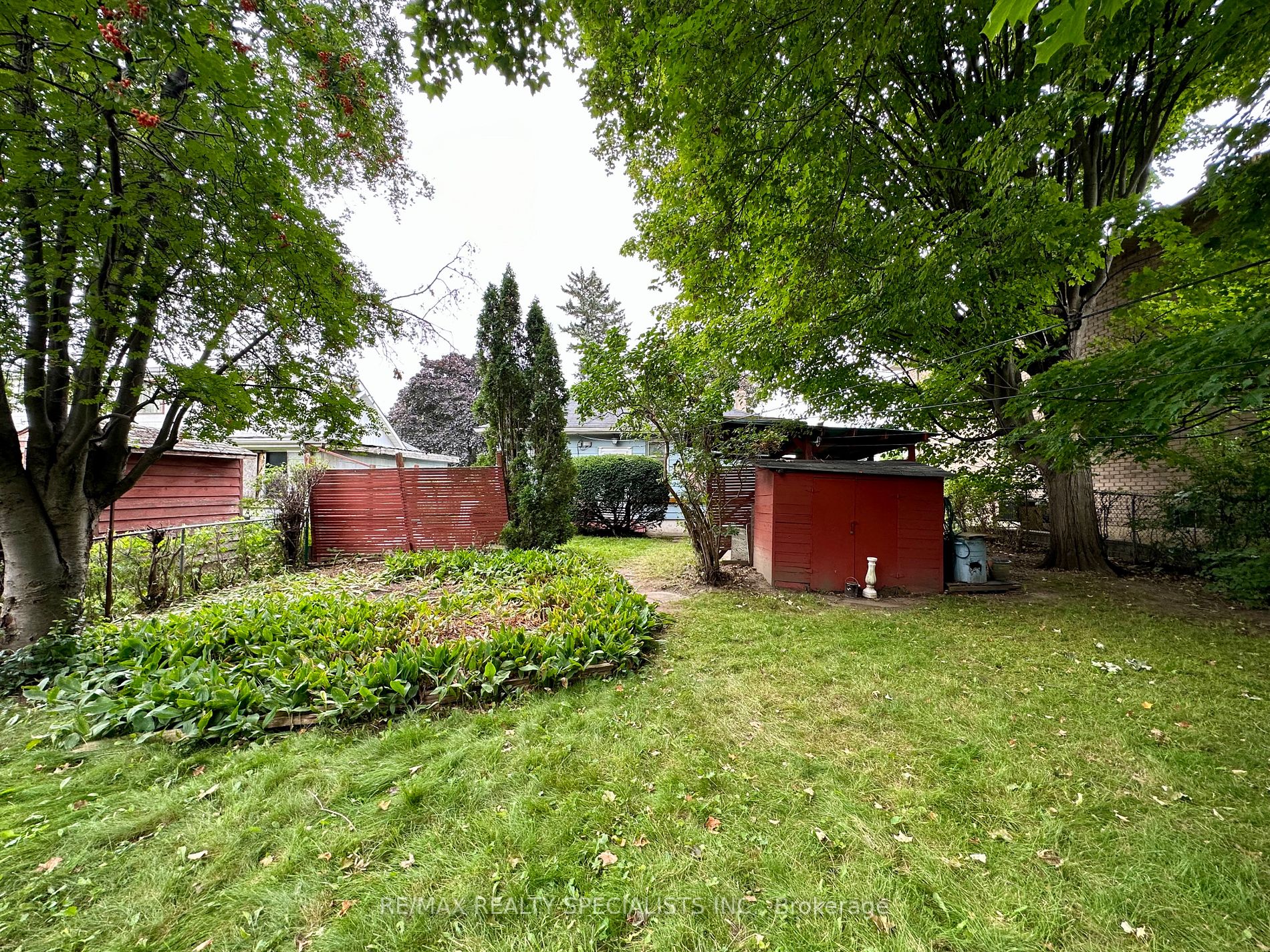94 Hawman Ave